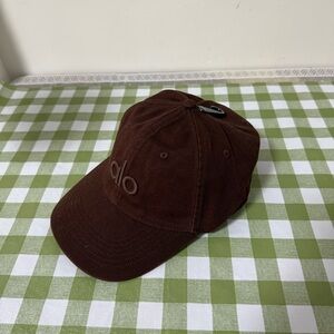ALO Yoga Brown Cap